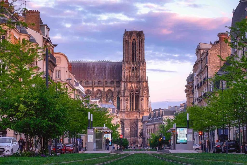 Joli Appartement, Le Bouchon Remois, Centre Ville Reims Dış mekan fotoğraf